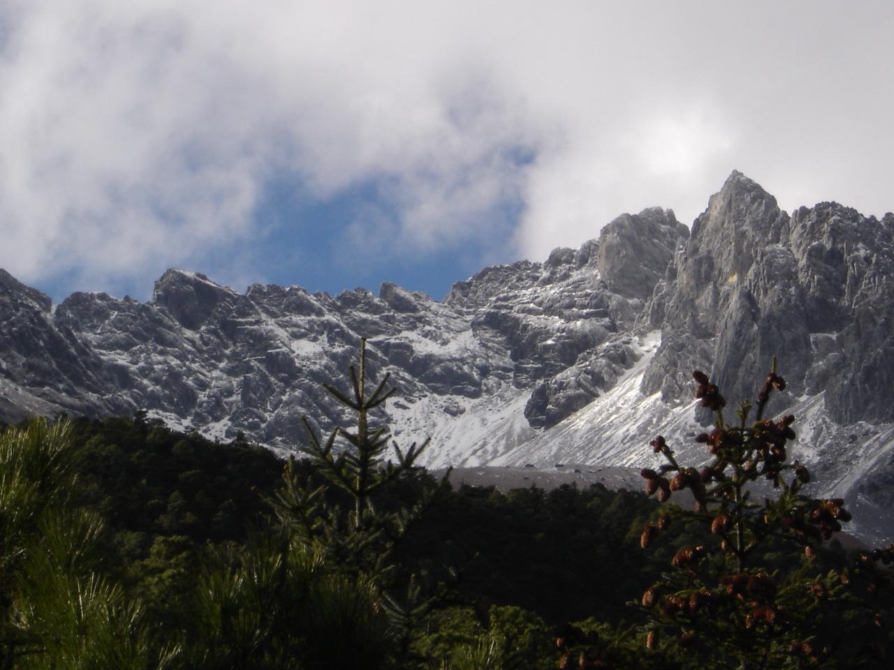 玉龙雪山