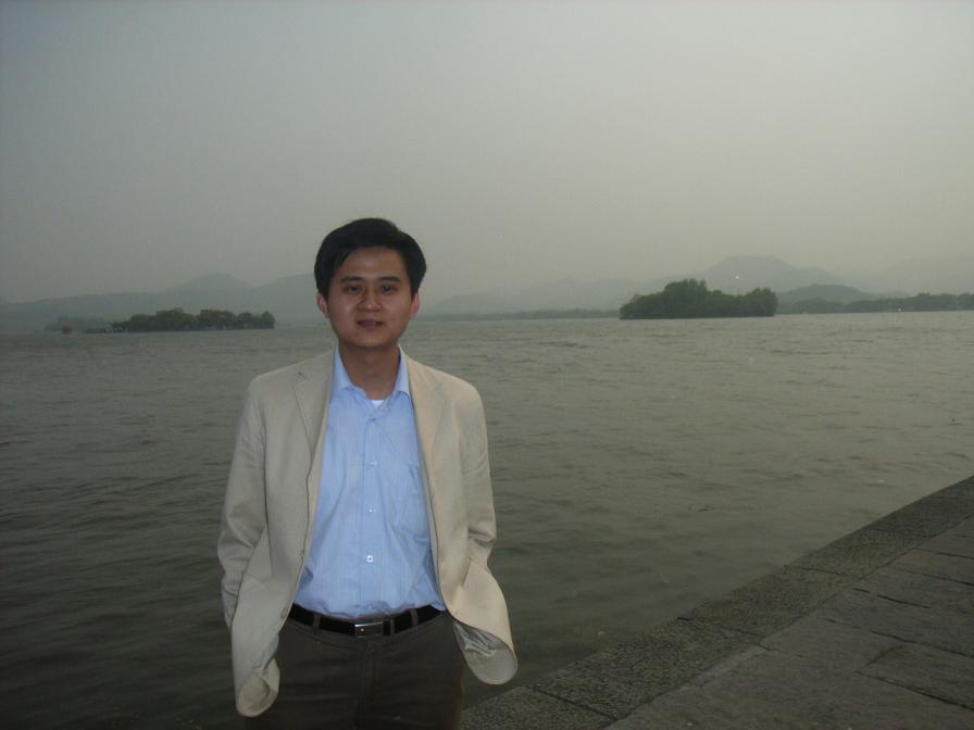 西湖美景三月天，可惜沙尘到临安