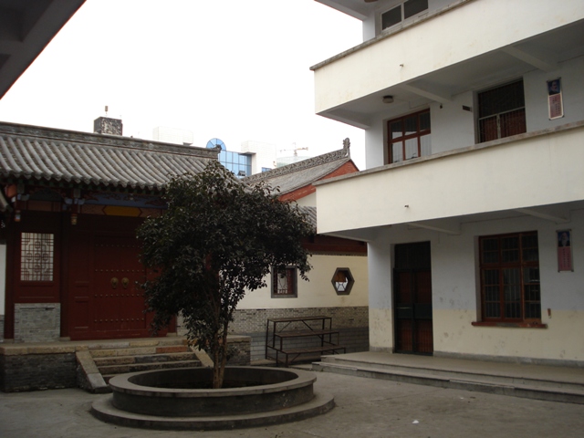 图书楼的天井